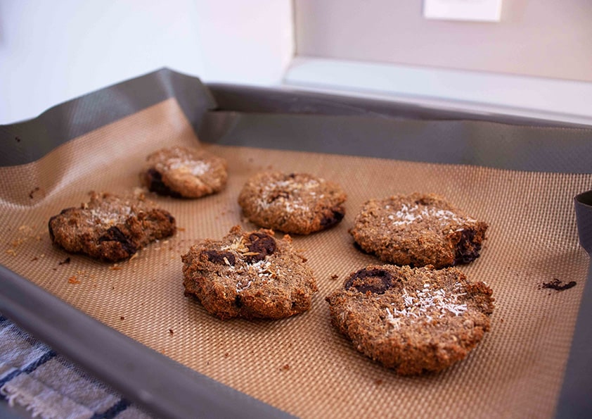 Cashew Pulp Cookies (Vegan, 4 Ingredients) - Almost Zero Waste