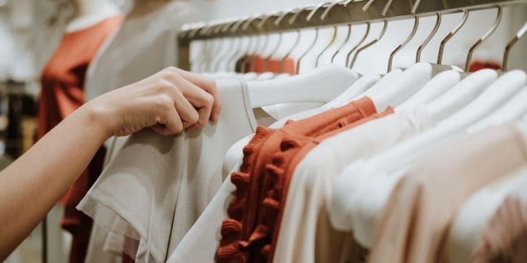 What Are The Disadvantages Of Fast Fashion?