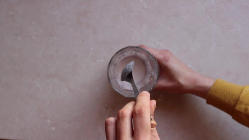 diy dry shampoo spray