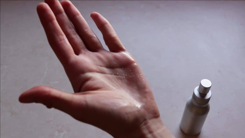 diy dry shampoo spray