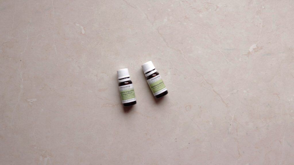 essential oils for diy dry shampoo