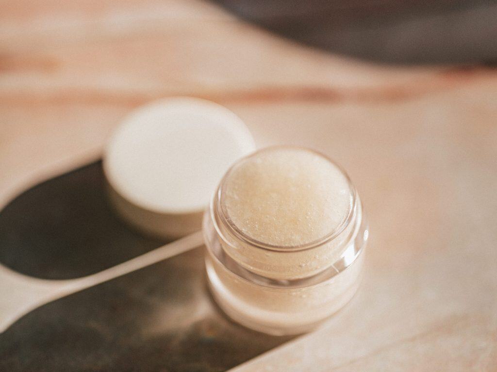 diy lip balm