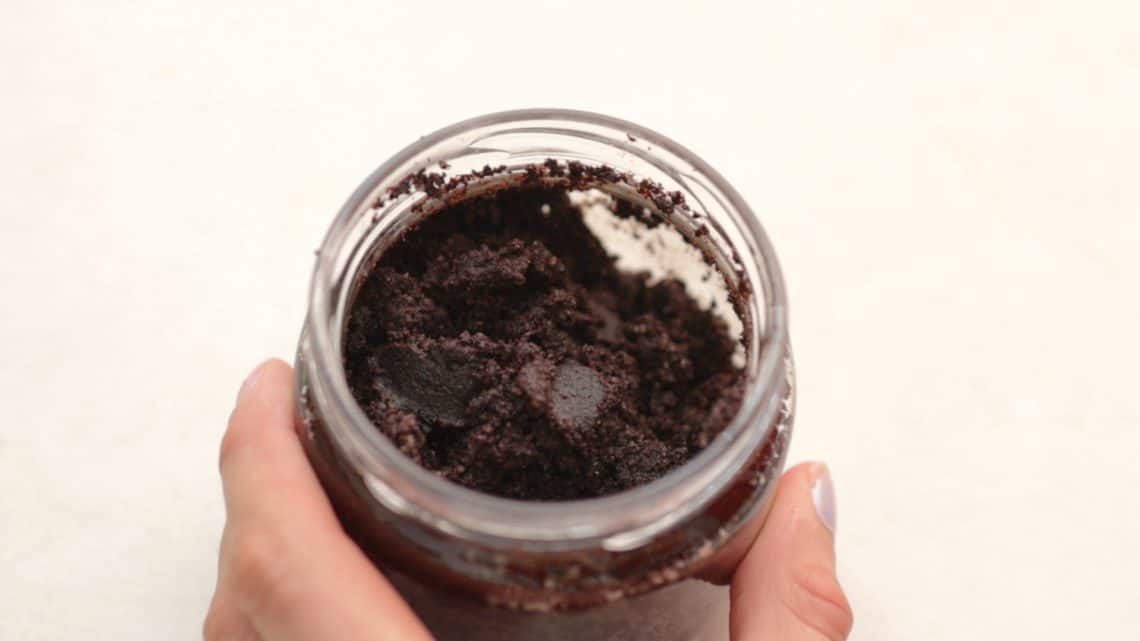 DIY Coffee Scrub (Without Coconut Oil) Almost Zero Waste