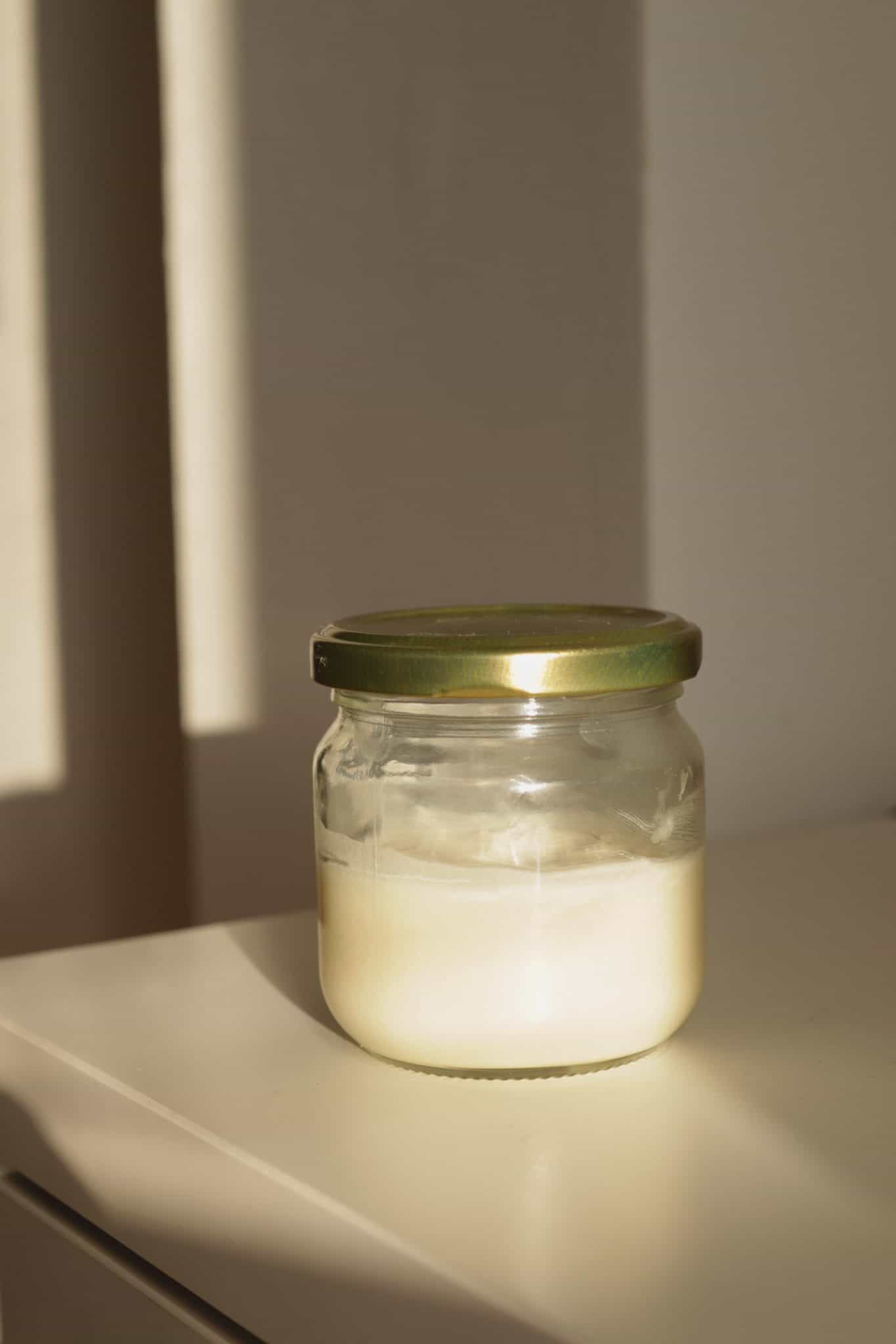 Homemade Deodorant Without Coconut Oil (Natural & DIY)