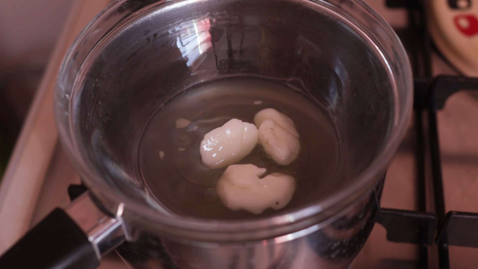 Homemade Deodorant Without Coconut Oil (Natural & DIY)