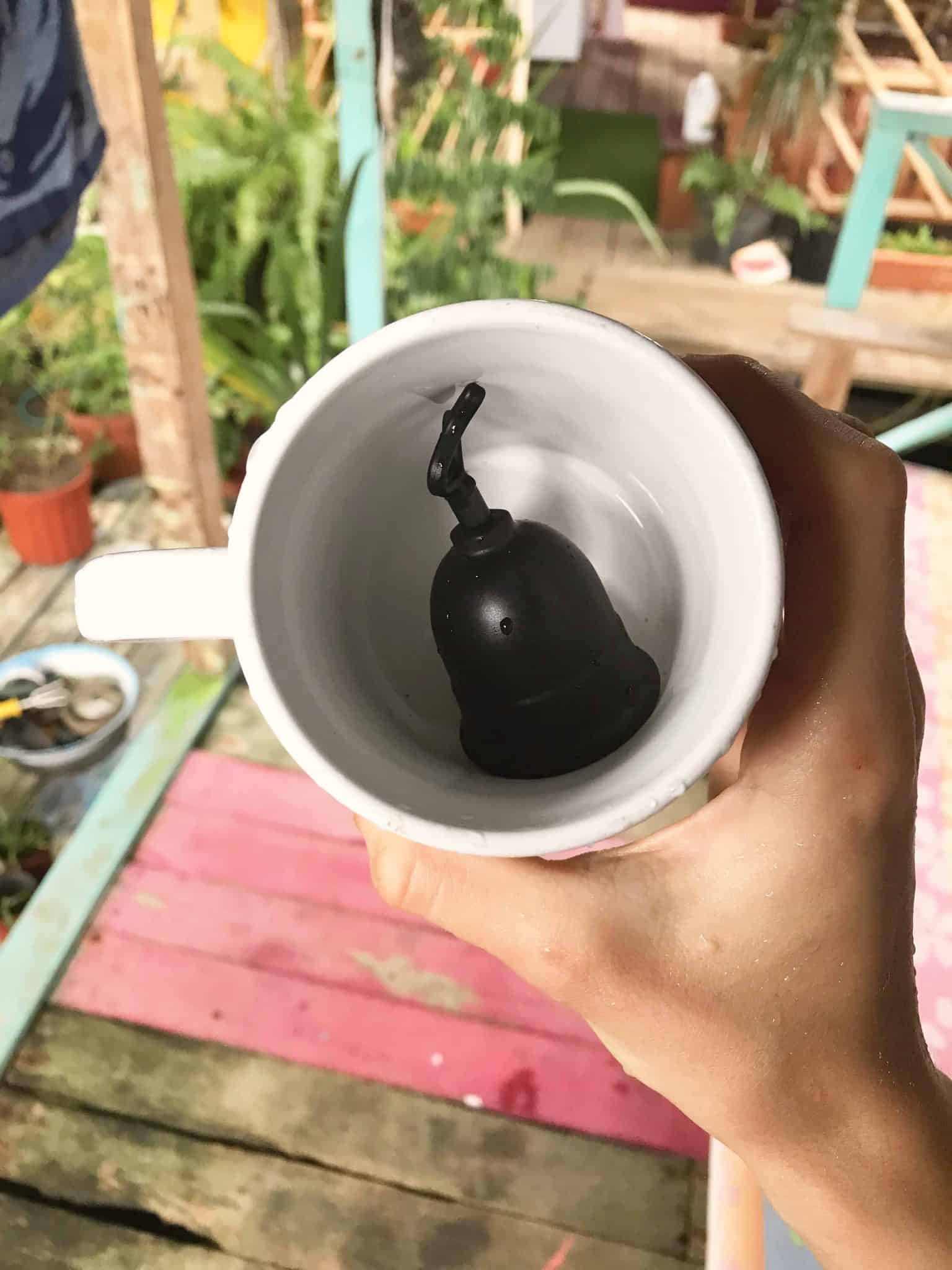 4 Ways To Sterilize Menstrual Cup Without Boiling & Extra Tips