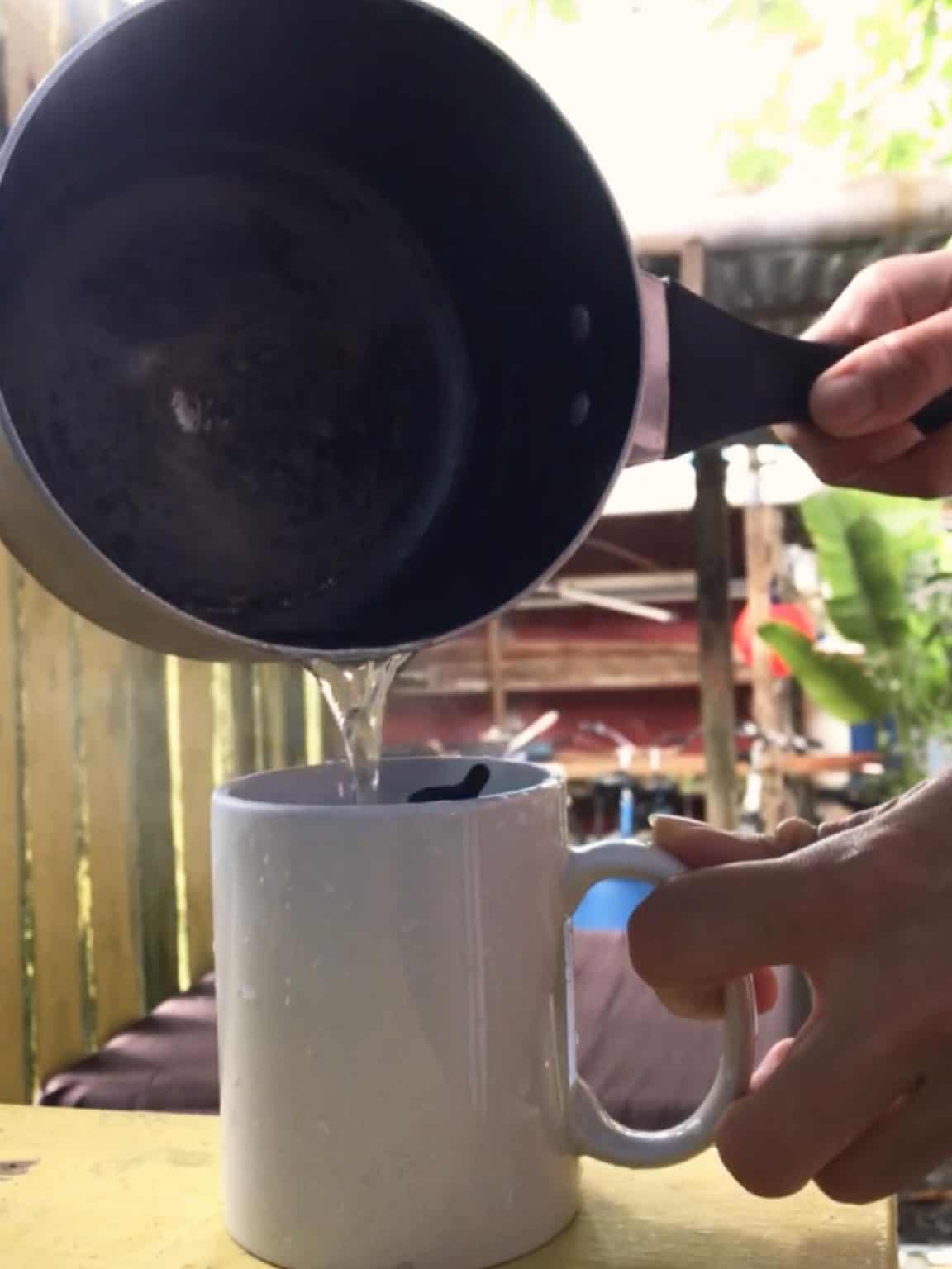 4 Ways To Sterilize Menstrual Cup Without Boiling & Extra Tips