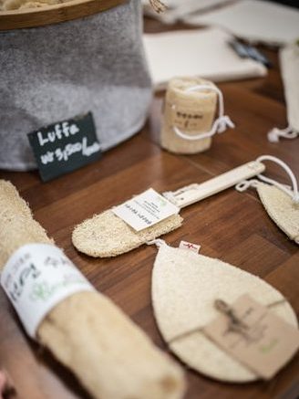 plastic free loofah sponge