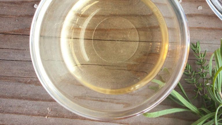 DIY Vinegar Fabric Softener